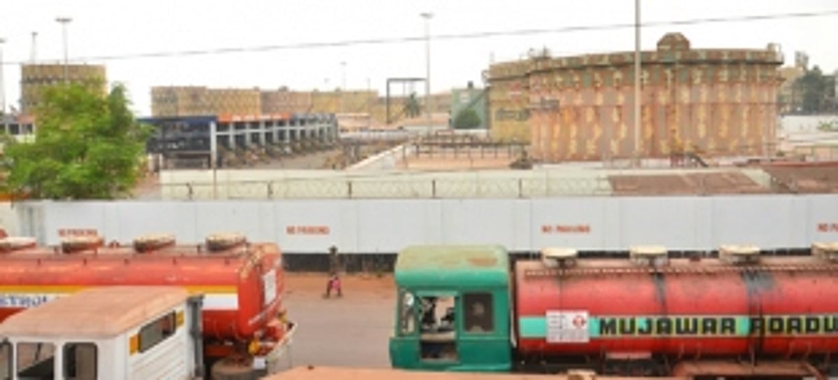 MMC turns heat on  oil firms over pending dues