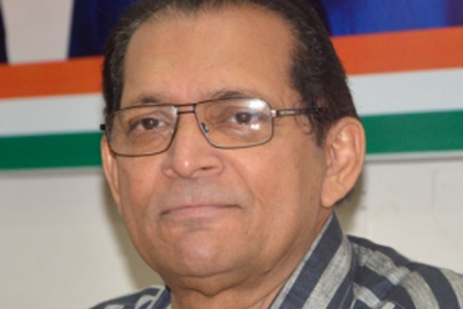 MP urges govt to include  Dhangar community in ST