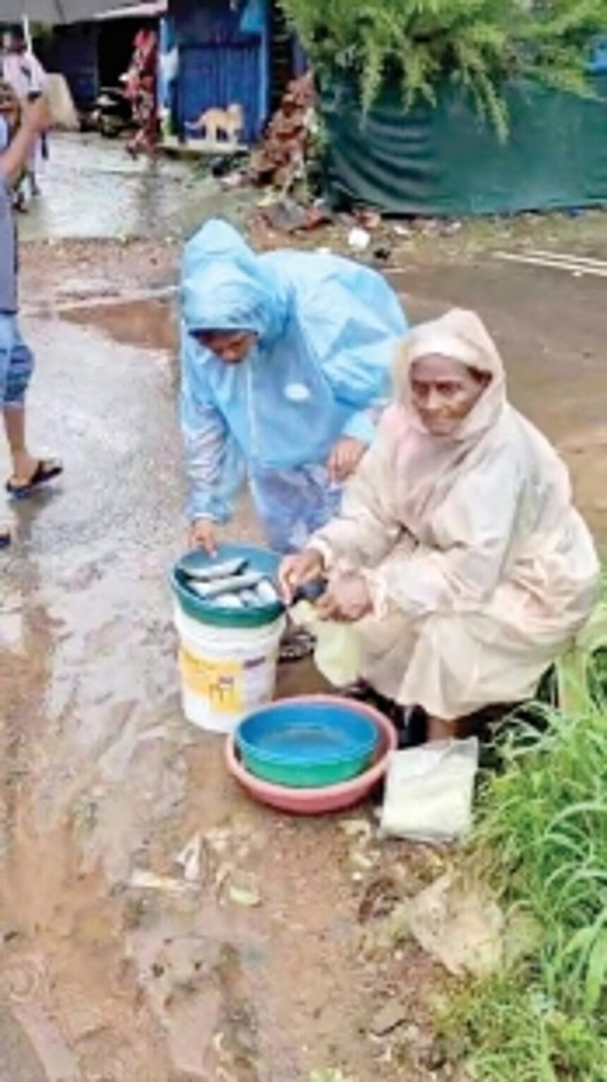 Madel residents demand action against migrants selling fish opposite KTC bus stand