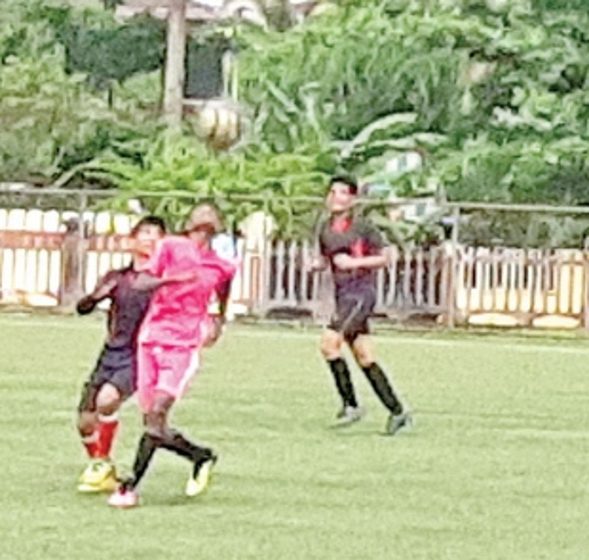 Mae Dos Pobres HS, Marina EHS prevail