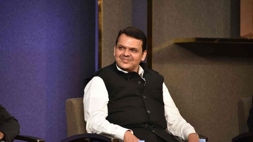 "Mi Punha Yeyin" (Il be back again) Devendra Fadanvis is the next Chief Minister of Maharashtra 1 Maharashtra Chief Minister Devendra Fadnavis labels Pakistan a 'terrorist nation', praises Indian armed forces' response