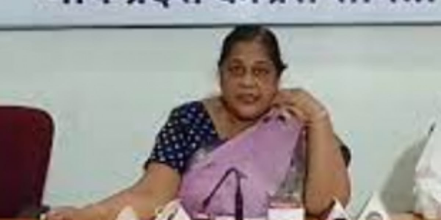 Mahila Congress demands roll-back in LPG, fuel prices 1 Mahila Congress demands roll-back in LPG, fuel prices