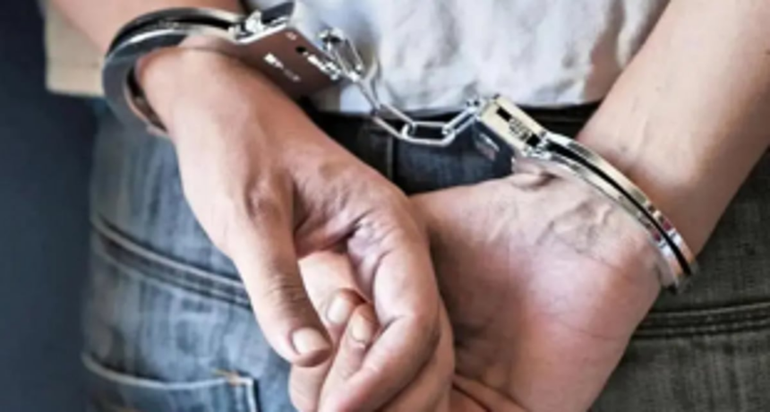 Maid held for theft 1 Maid held for theft