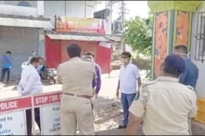 Main road near Shantinagar barricaded after spike in cases