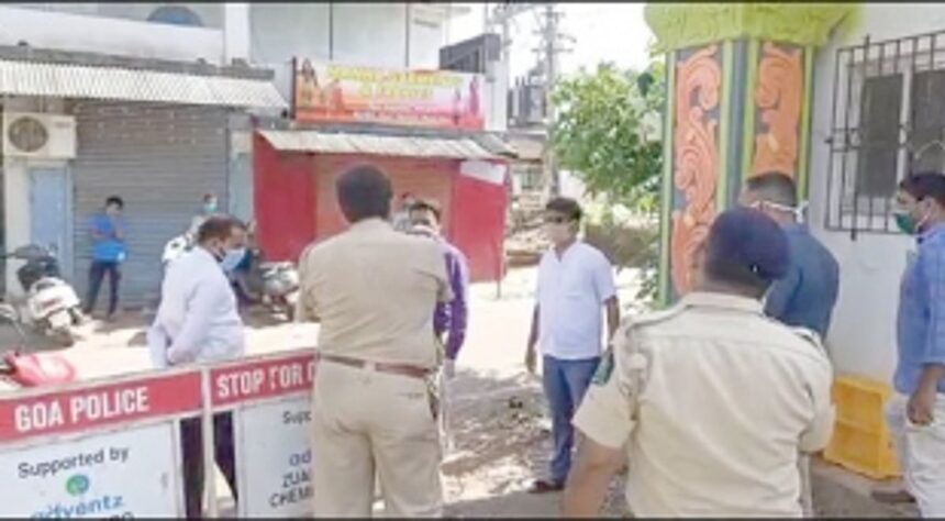 Main road near Shantinagar barricaded after spike in cases