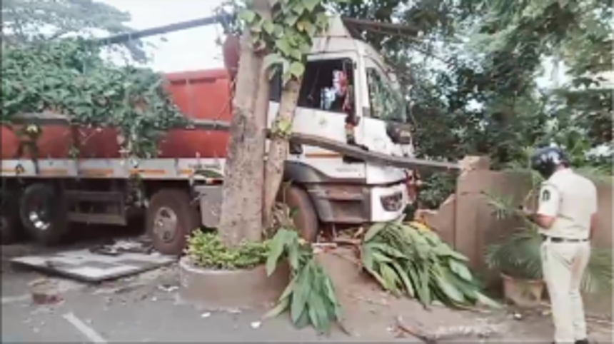 Major Accident at Betki Khandola Bypass Junction Leaves Security Guard Severely Injured