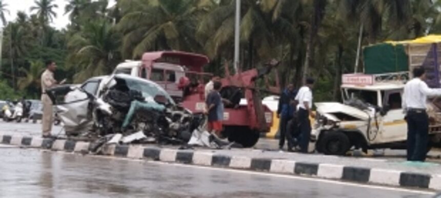 Major accident at Goa-Velha bypass kills one