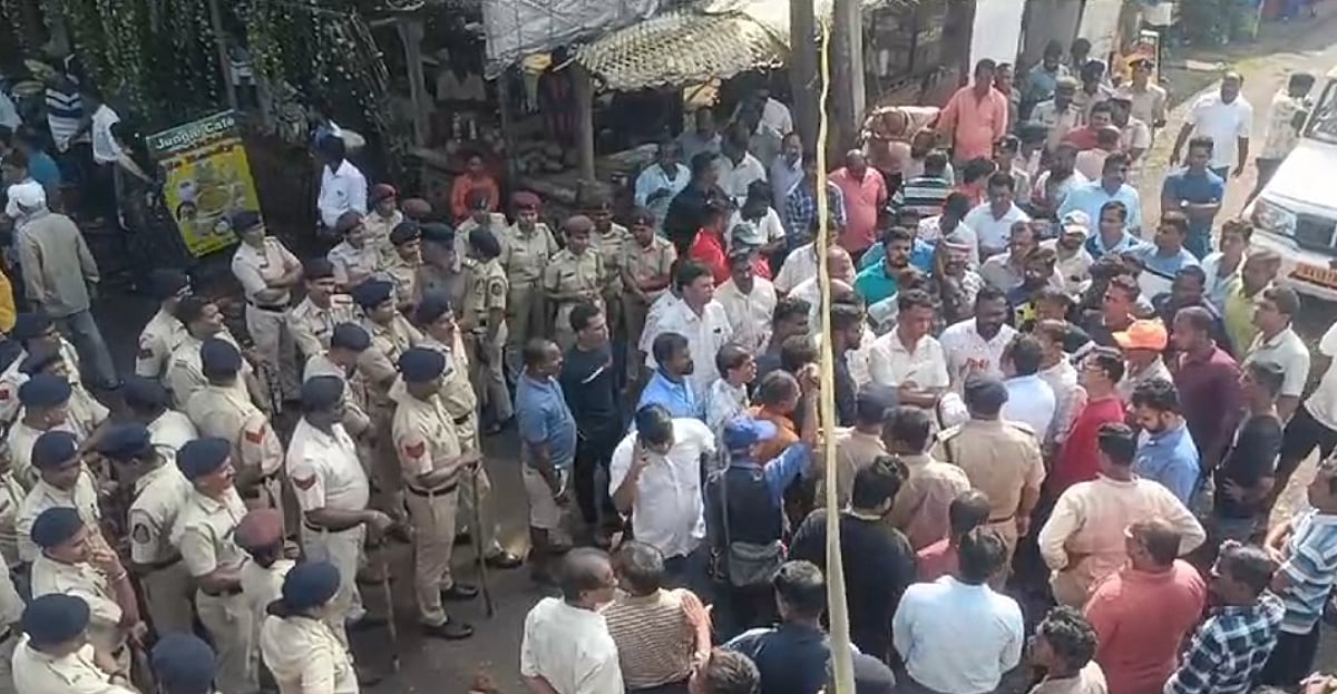 Major chaos at Dudhsagar, as tourists stranded at waterfall