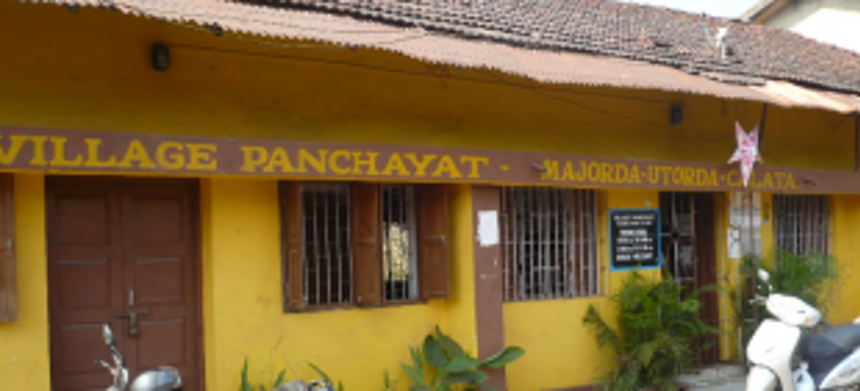 Majorda BMC urges Railways  to clear debris