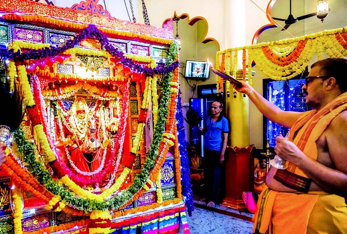 Makharotsav: A celebration of devotion and creativity