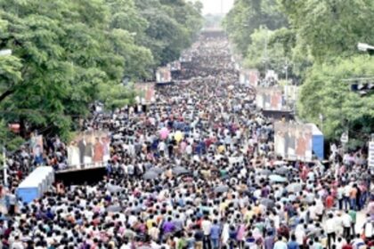 Mamata patronising illegal infiltration, Rahul should clear stand: Shah