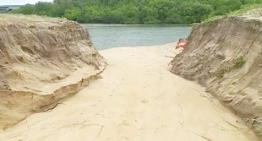 Mamlatdar orders inspection of damaged sandbar at Galgibaga River