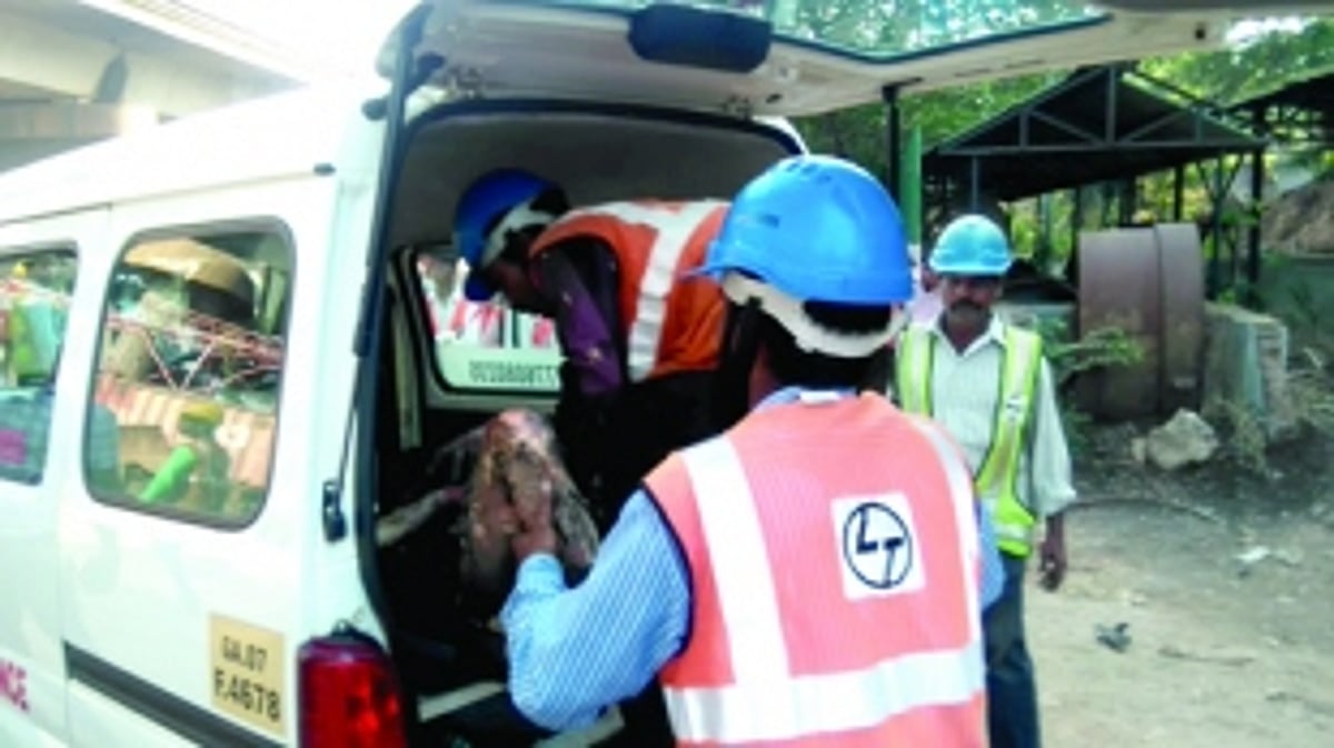 Man burnt to death at third Mandovi bridge site