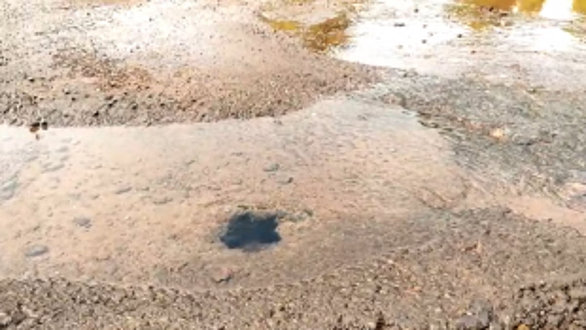 Mandrem Residents Voice Concerns Over Water Crisis Amidst Damaged Pipeline