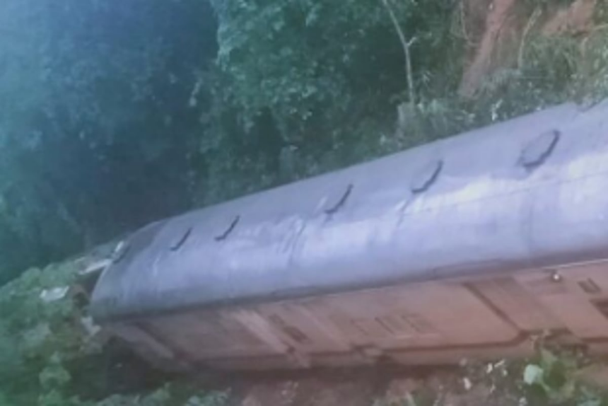 Mangalore-Mumbai  special train derailed,  no injury reported