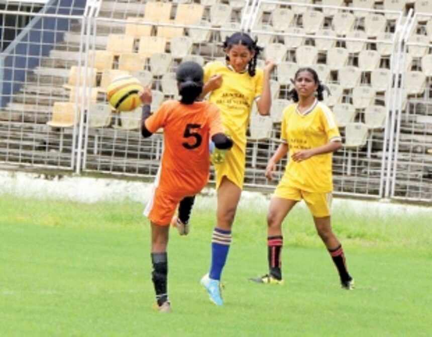 Manovika HS get the better of Auxilium HS; Regina Martyrum, Fatima Convent HS win