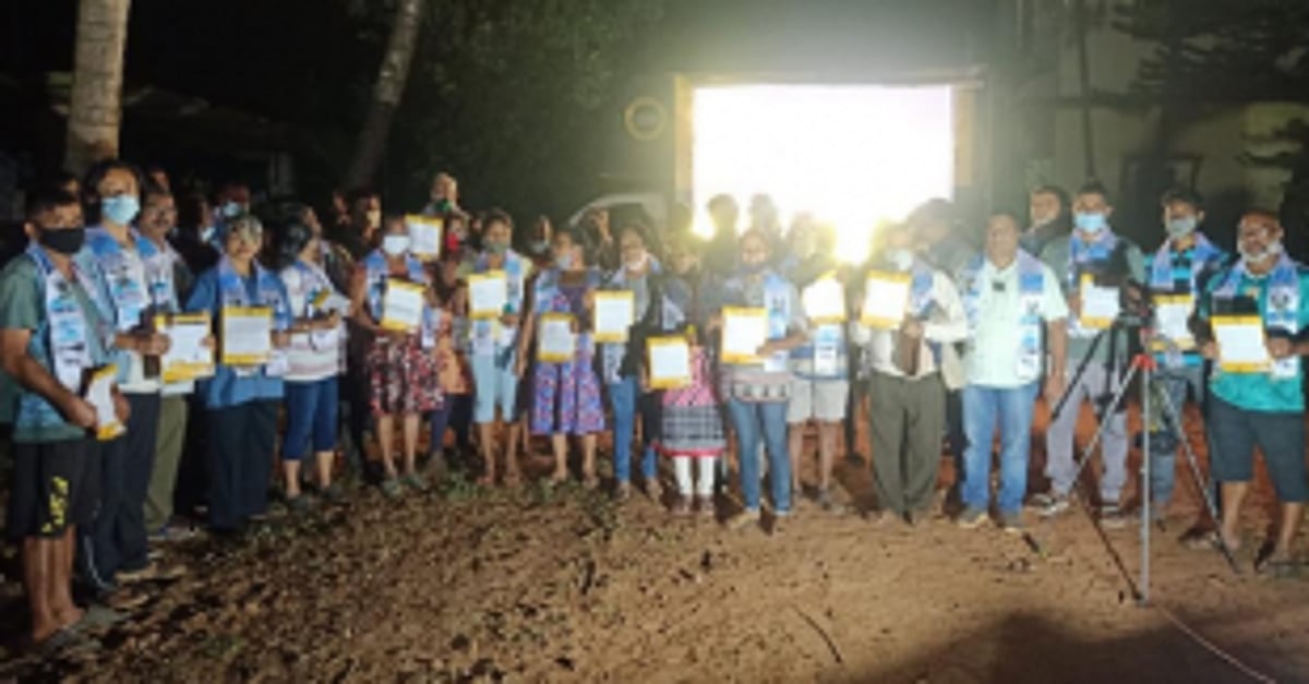 Many people join AAP during  ‘Veej Andolan’ at Benaulim