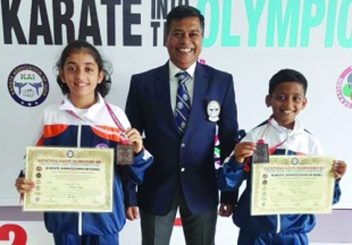Manya, Ram clinch bronze