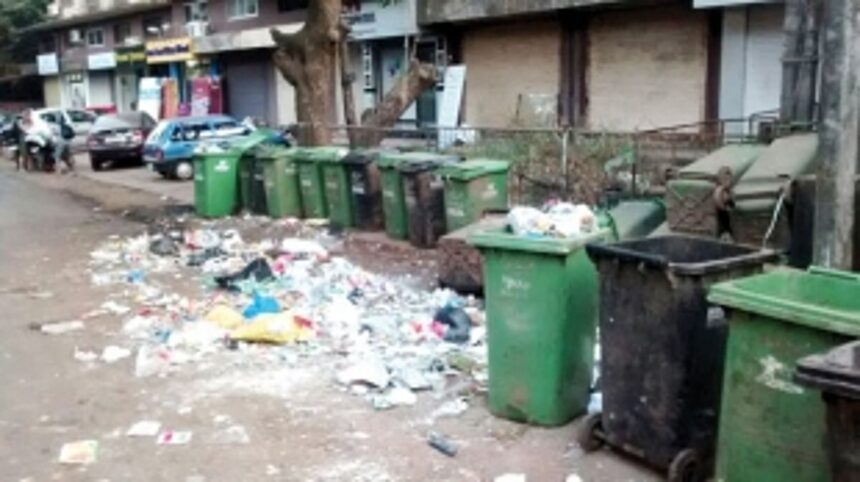 Mapusa Municipality fines 40 violators for illegally dumping garbage at night 1 Mapusa Municipality fines 40 violators for illegally dumping garbage at night