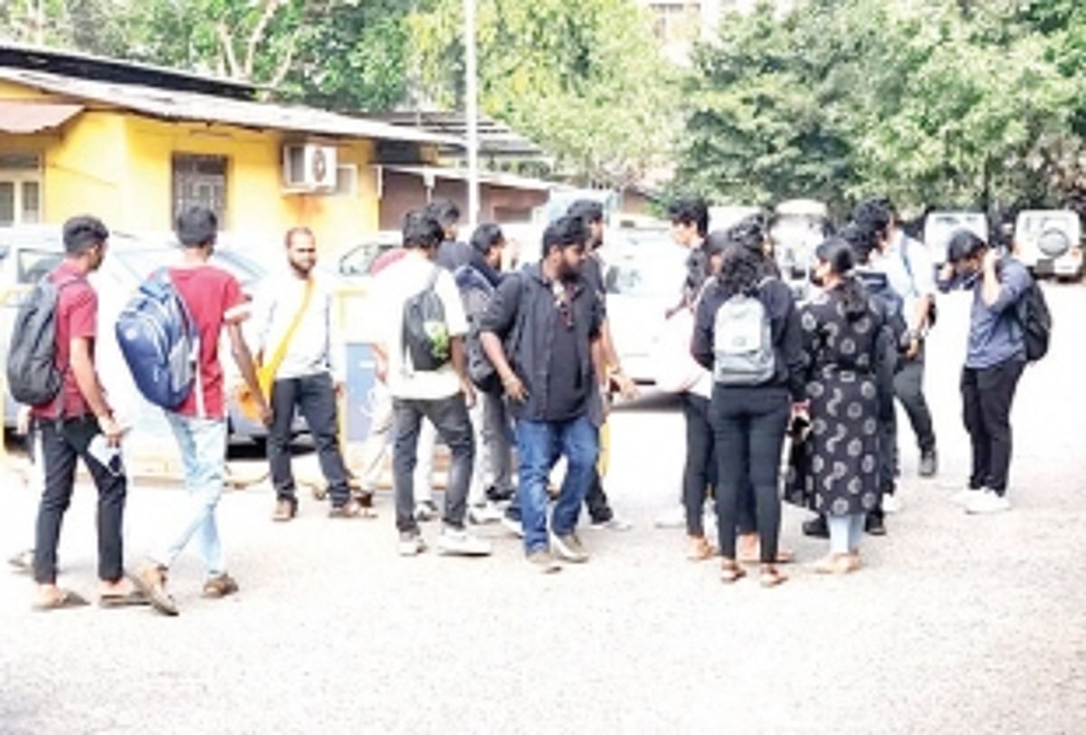 Mapusa SDM gives 5 days to St Xavier’s College admin  to decide date for installation of students council