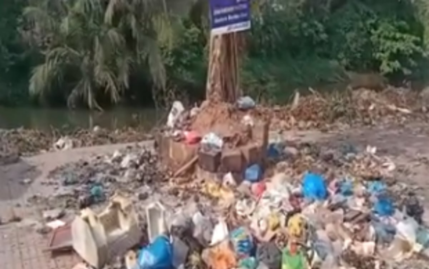 Mapusa citizens raise concerns over growing garbage menace at Tar River 1 Mapusa citizens raise concerns over growing garbage menace at Tar River
