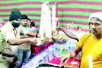 Mapusa civic body cracks down on unlicensed food stalls at Bodgeshwar zatra