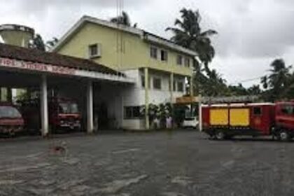 Mapusa fire team rescues cow trapped in Colvale canal