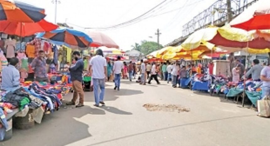 Mapusa market opens fully after Covid closure