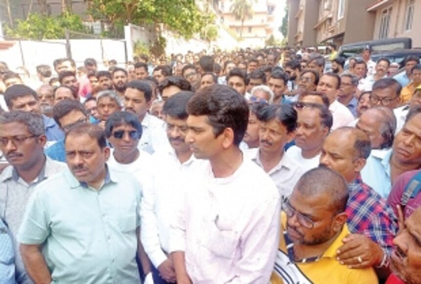 Mapusa market vendors down shutters in protest over show-cause notices issued over subletting of shops