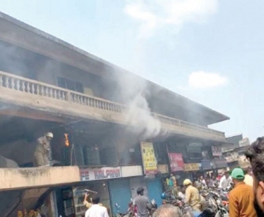 Mapusa restaurant catches fire 1 Mapusa restaurant catches fire