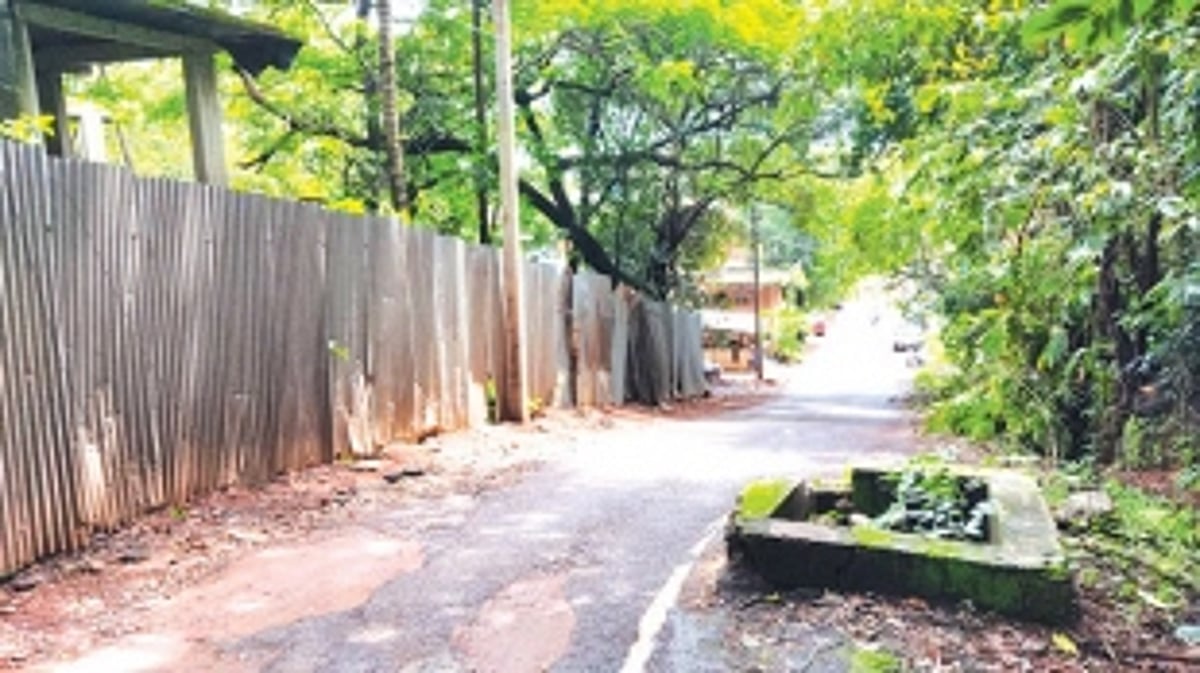 Mapusa’s Dangui Colony residents raise  concern over dangerous T-junction