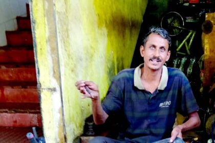 Mapusa’s cycle mechanic Rustam Ansari pedals through a life of contentment