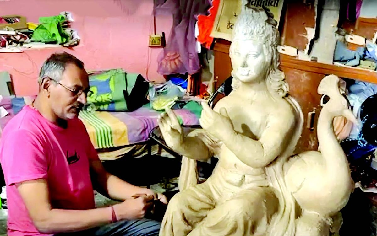 Mapusa’s master sculptor Jayant Yeshwant Natekar helps keep two vaddos’ Krishna tradition alive
