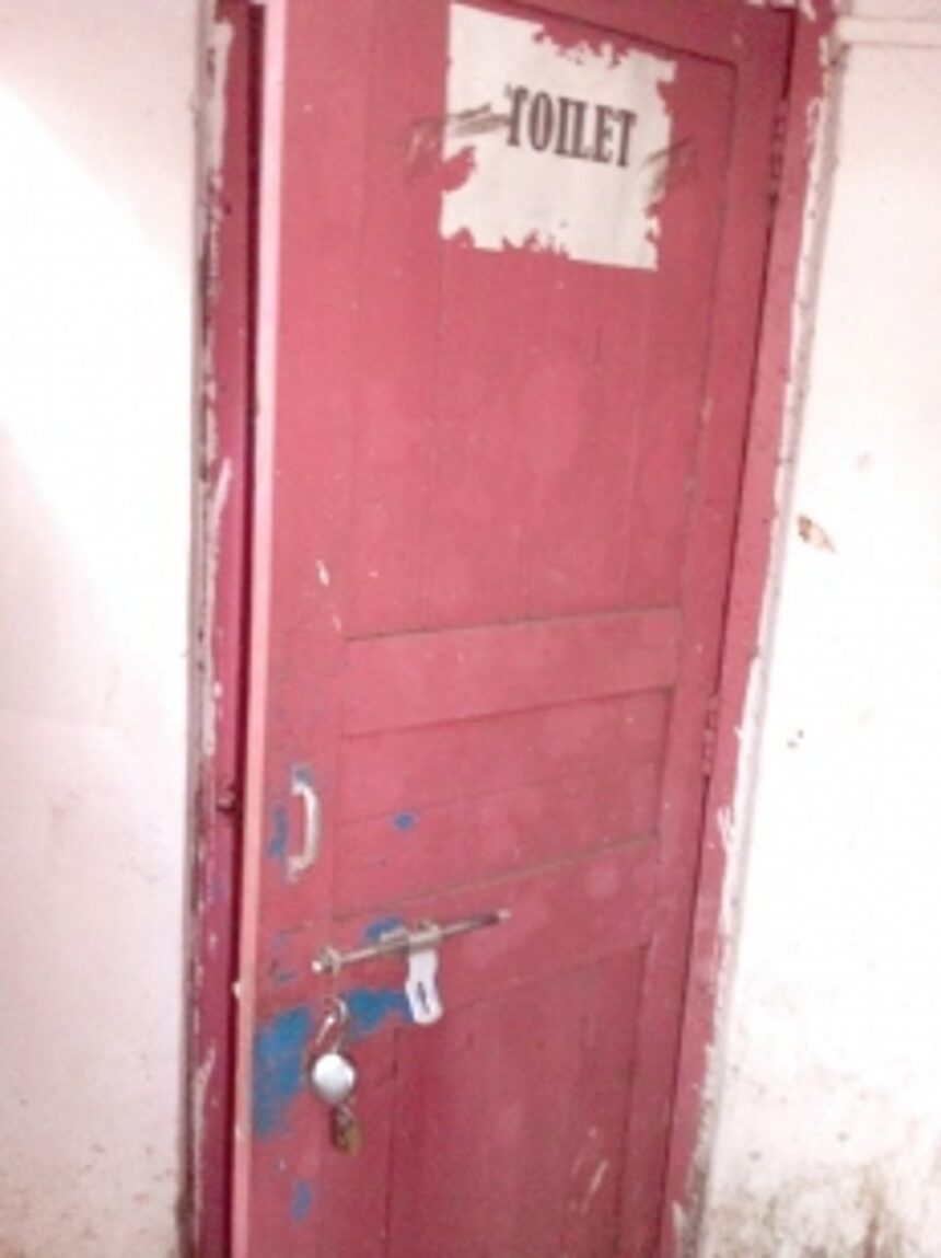 Marcel P’yat unlocks toilet  meant for shopkeepers