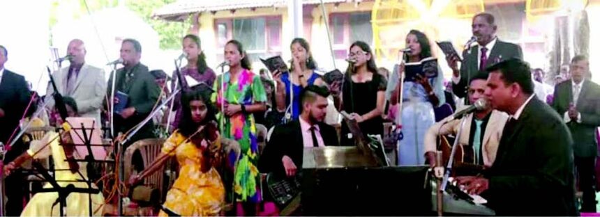 Marching together to worship as a Tiatr community 1 Marching together to worship as a Tiatr community