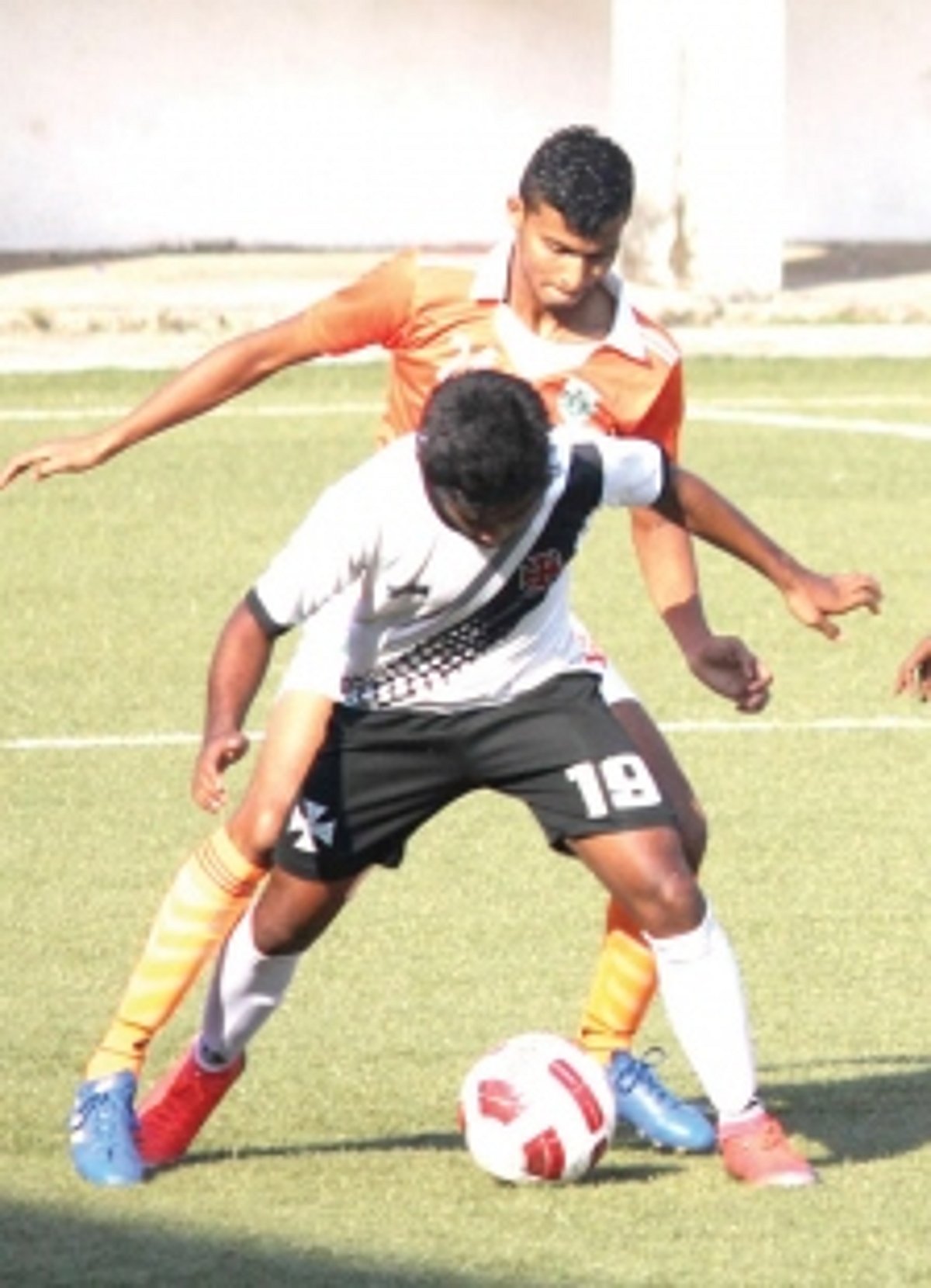 Marcus, Victorino shine in Sporting win