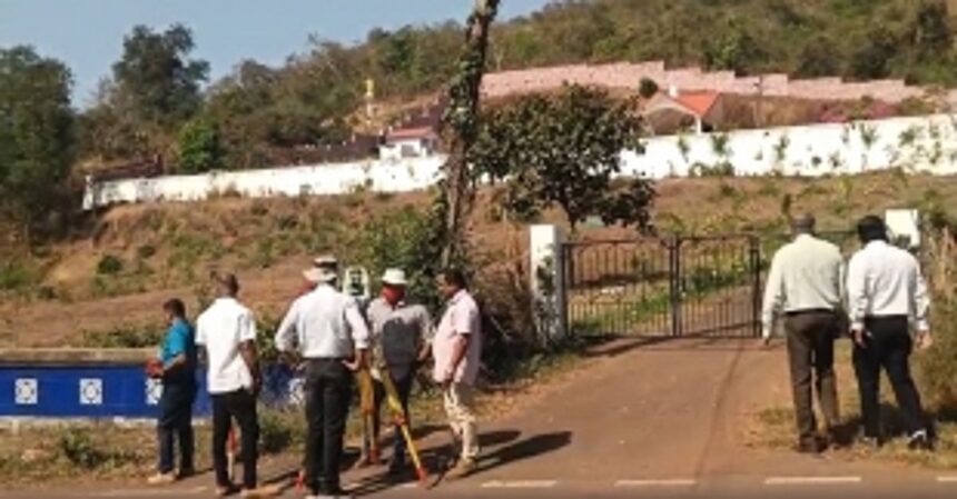 Margao Municipality Calls Fabrica de Raia for the Demarcation of Sonsodo Kabrastan Property