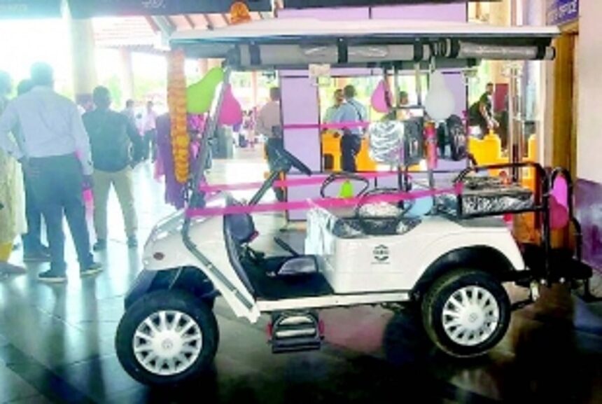 Margao Rly Station first in the country to provide battery-operated car service
