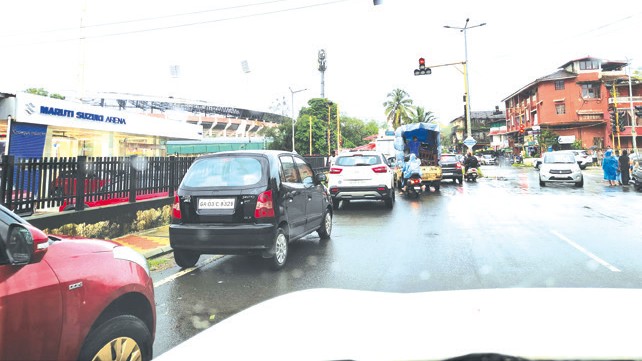 Margao and Fatorda Residents Demand Action Against Illegal Parking on Busy Roads