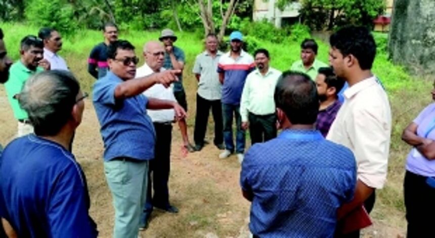 Margao civic body cracks whip on sewage violations along stormwater drain