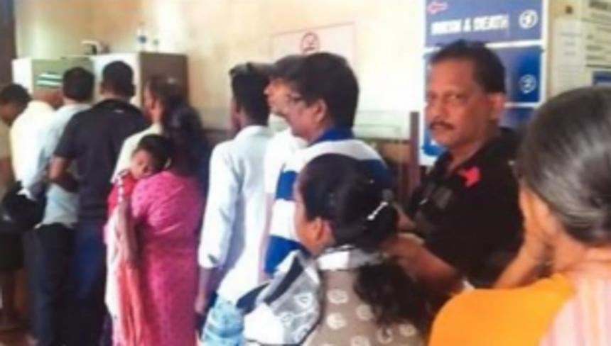Margao civic body’s internet crashes; citizens forced to wait in line and return dejected