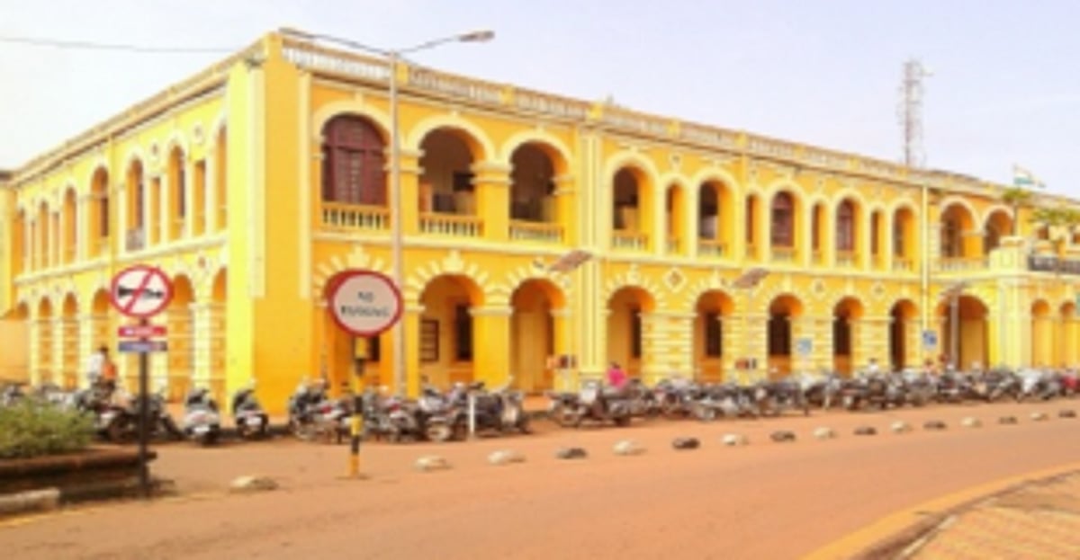 Margao municipal CO  ‘blames staff’ for slow  recovery of taxes