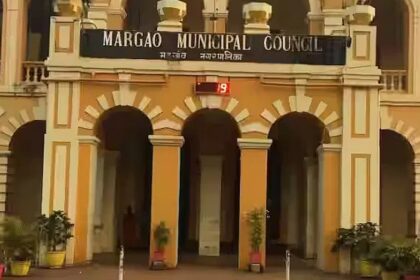 Margao municipality gets 3-day deadline to clear kiosks from Aquem