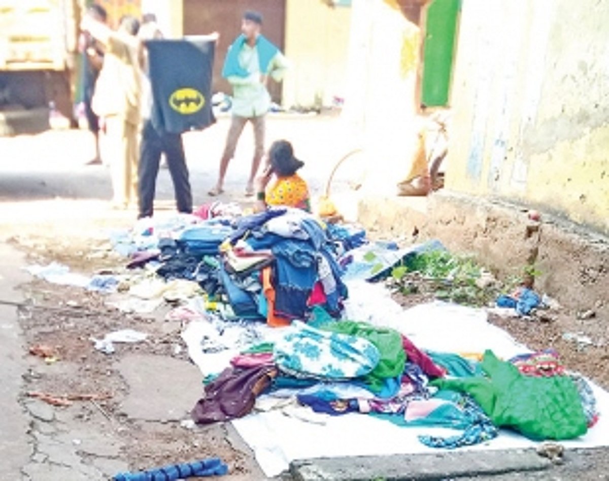 Margao's  Sunday 'chor bazaar' is a steal