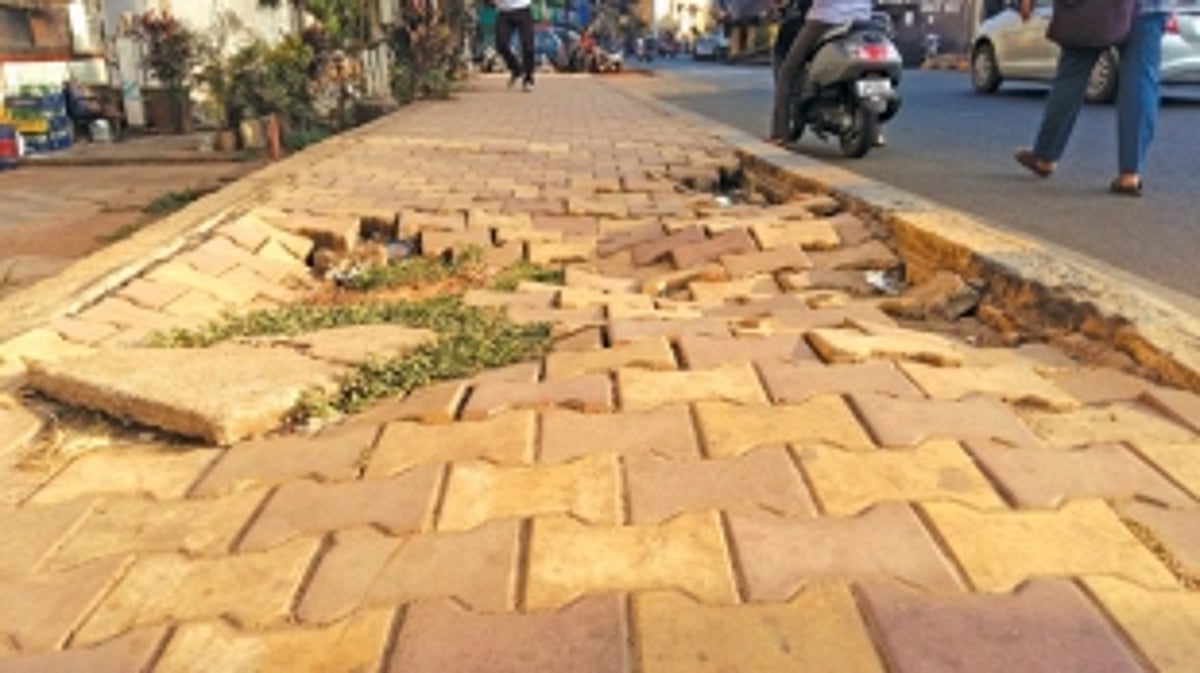 Margao’s forgotten footpaths slipping away