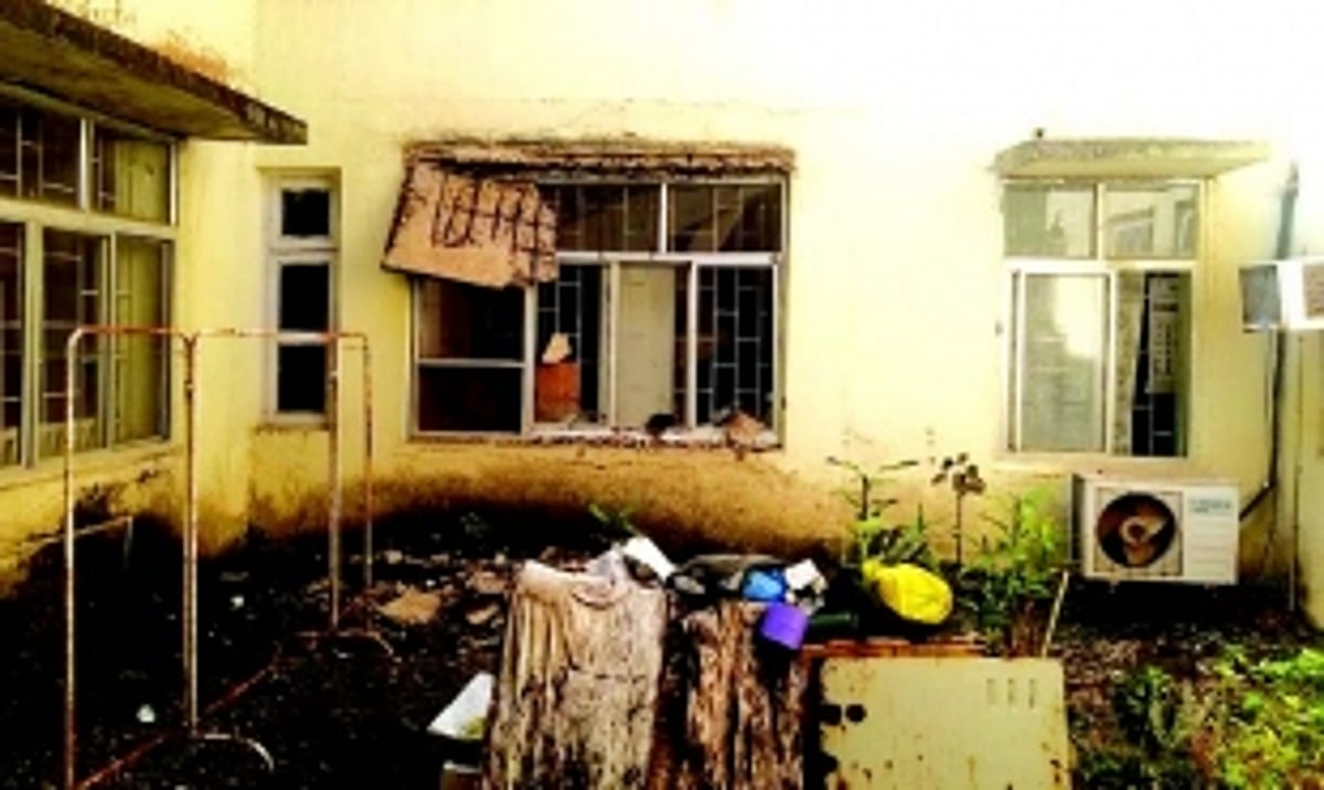 Margao's health infrastructure in poor health:  Now, concrete slab collapses at Old Hospicio