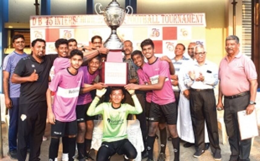 Marina HS clinch 5-a-side title