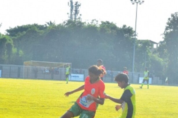 Marlat brace lifts Albert Princesses atop