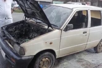Maruti 800 Catches Fire on Vasco Road; Driver and Locals Avert Disaster
