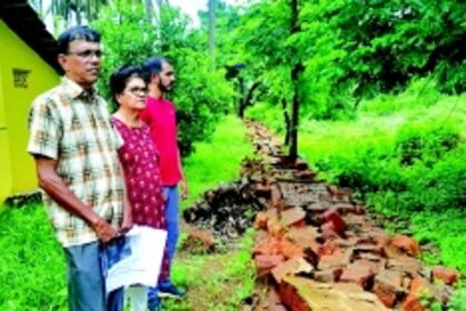 Masked goons raze Raia family’s compound wall